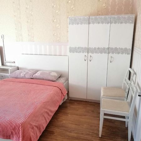 Appartamento Ланжероновская Угол Дерибасовская Odessa Esterno foto