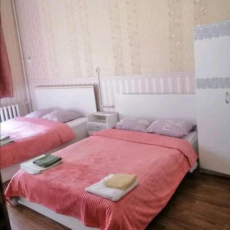Appartamento Ланжероновская Угол Дерибасовская Odessa Esterno foto